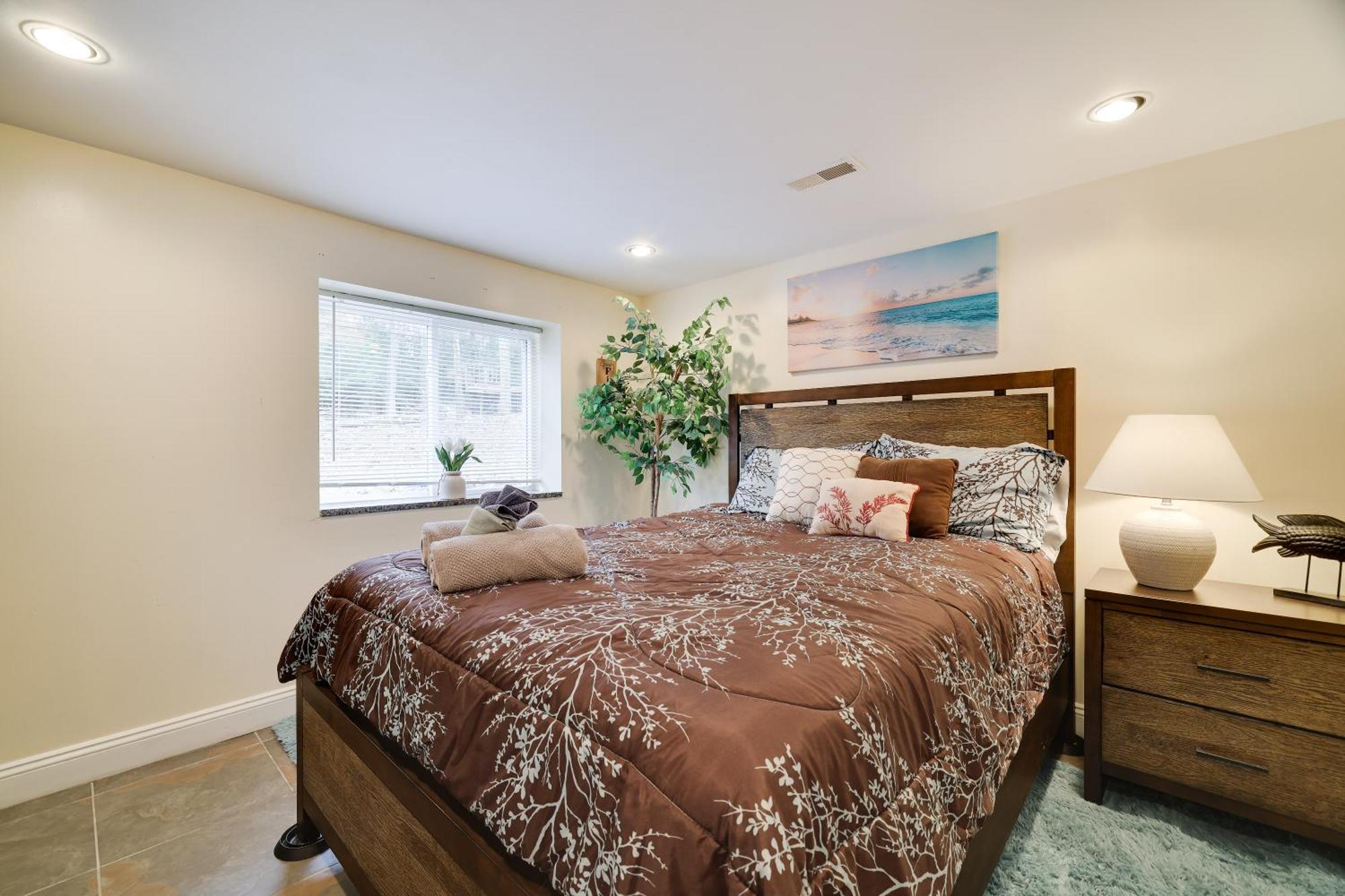 Woodland Escape-0.6mile To Pet Friendly * Lake Harmony